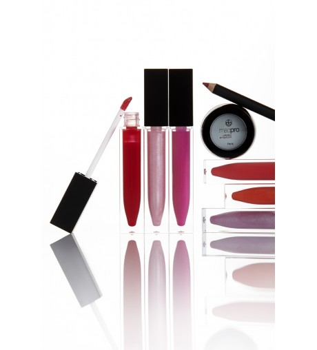 Lip Lacquer - Long-wearing lipstick